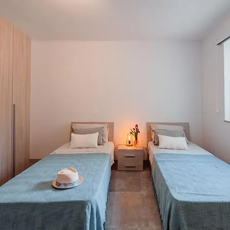 Beautiful 2bdr And Great Location! Gzira